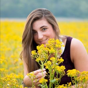 Meet your Posher, Danielle